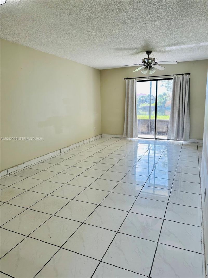 6565 W 26th Dr , Unit 34-104, Hialeah, FL 33016 Photo