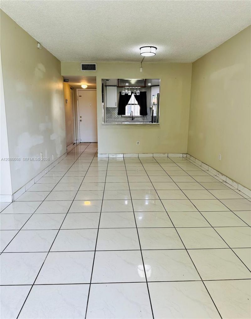 6565 W 26th Dr , Unit 34-104, Hialeah, FL 33016 Photo