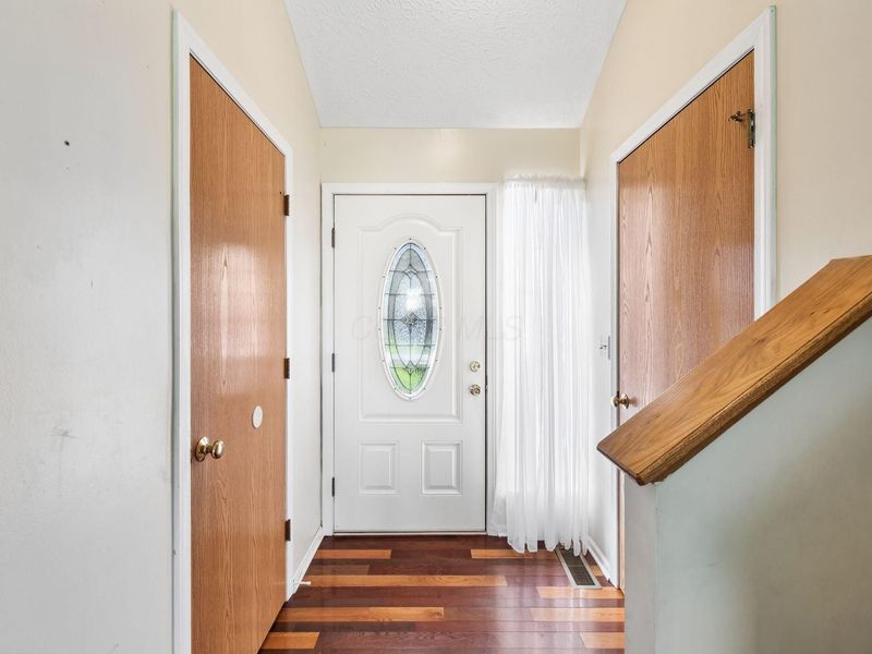 3054 Jetstream Drive, Columbus, OH 43231 Photo 12