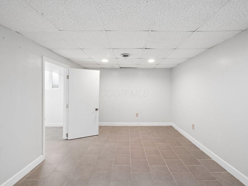 3054 Jetstream Drive, Columbus, OH 43231 Photo 36