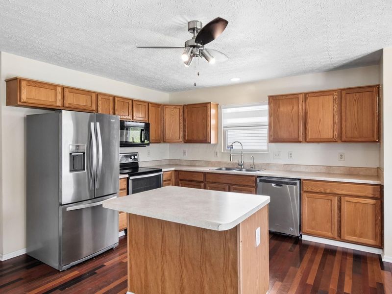 3054 Jetstream Drive, Columbus, OH 43231 Photo 5