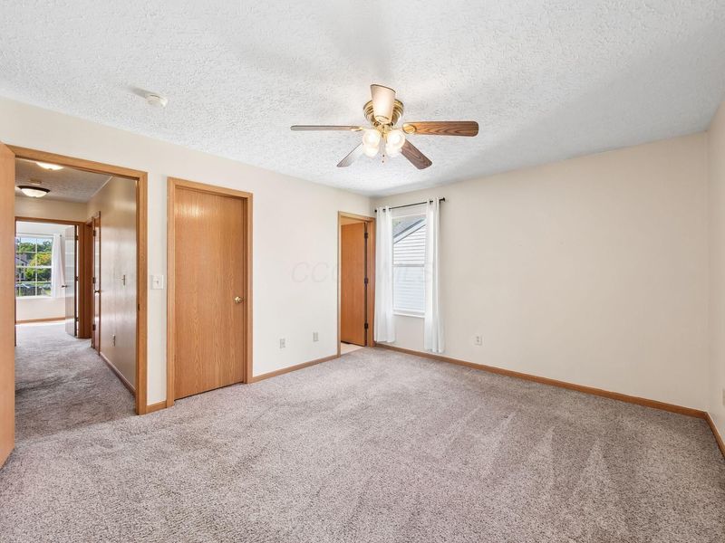 3054 Jetstream Drive, Columbus, OH 43231 Photo 8