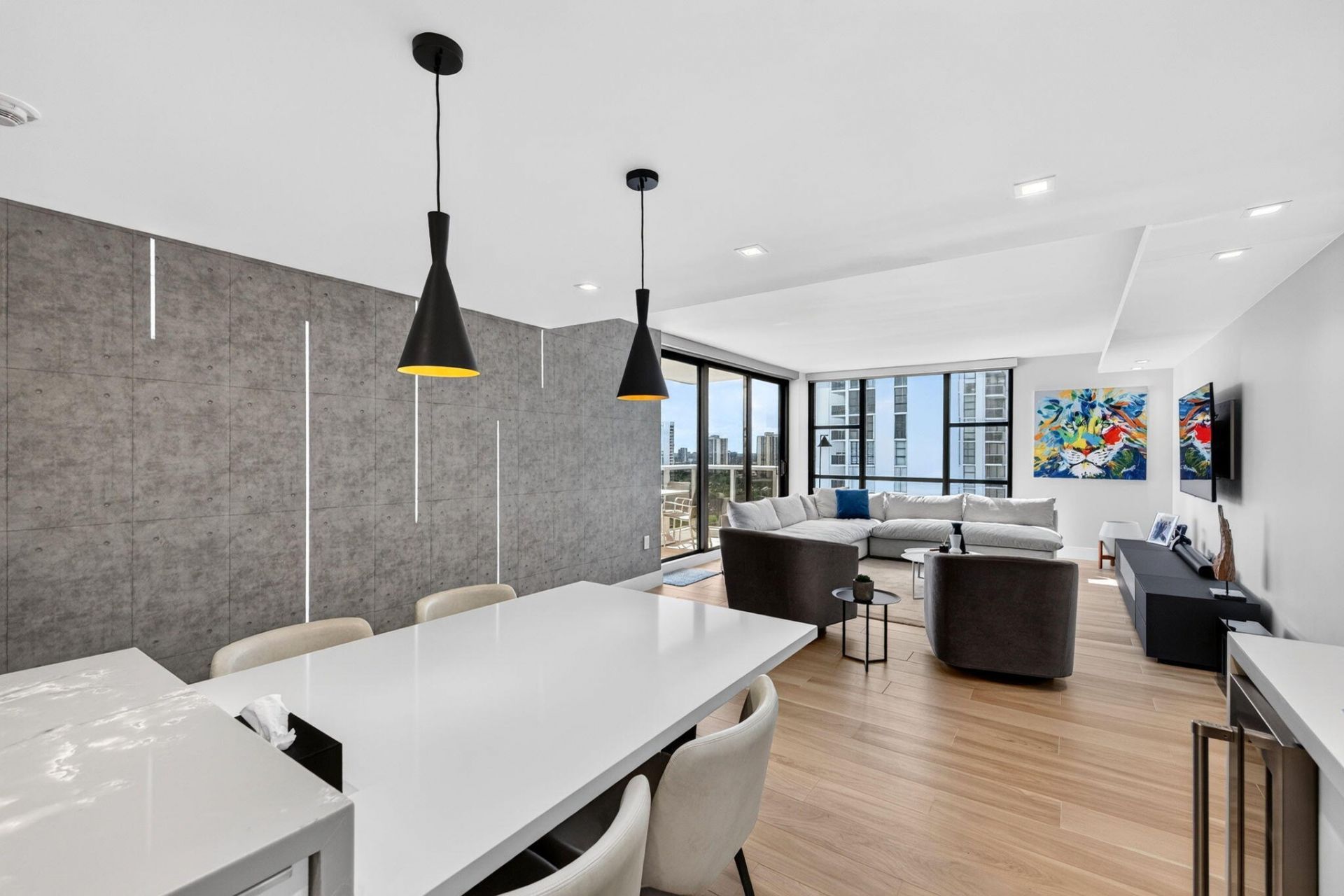 3675 N Country Club Drive, Unit 1909, Aventura, FL 33180 Photo