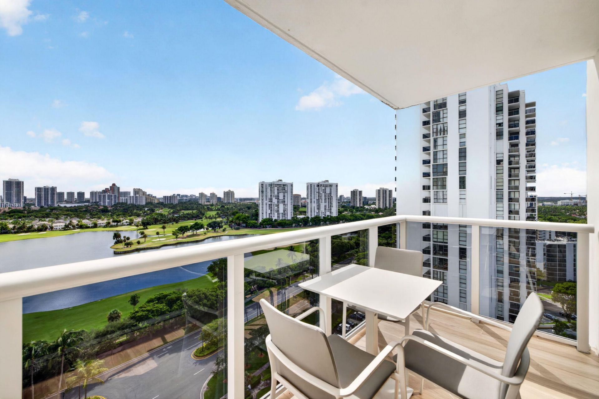 3675 N Country Club Drive, Unit 1909, Aventura, FL 33180 Photo