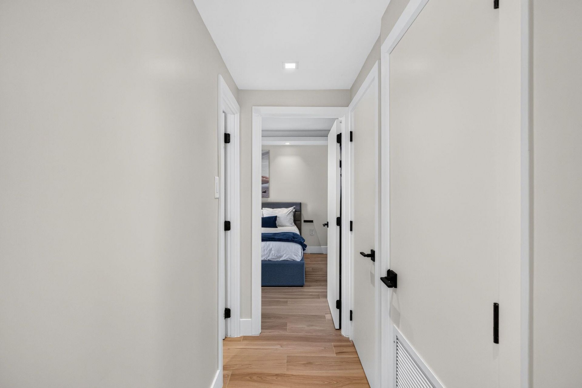 3675 N Country Club Drive, Unit 1909, Aventura, FL 33180 Photo