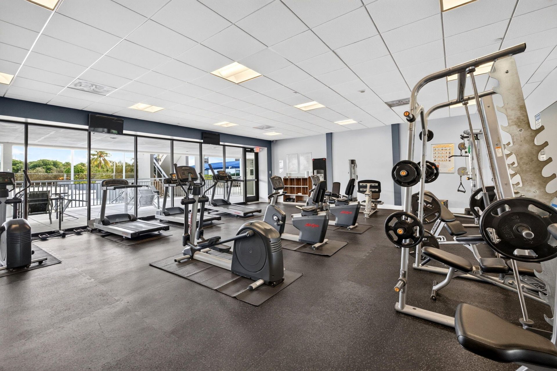3675 N Country Club Drive, Unit 1909, Aventura, FL 33180 Photo