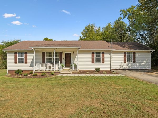 206 Central Ave , Chapel Hill, TN 37034