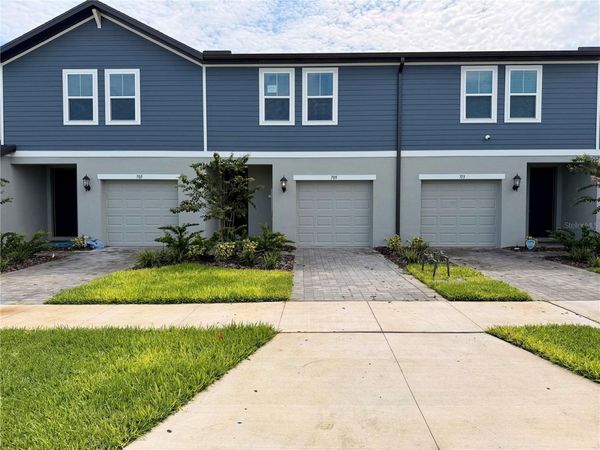 709 SPARTINA WAY, LADY LAKE, FL 32159