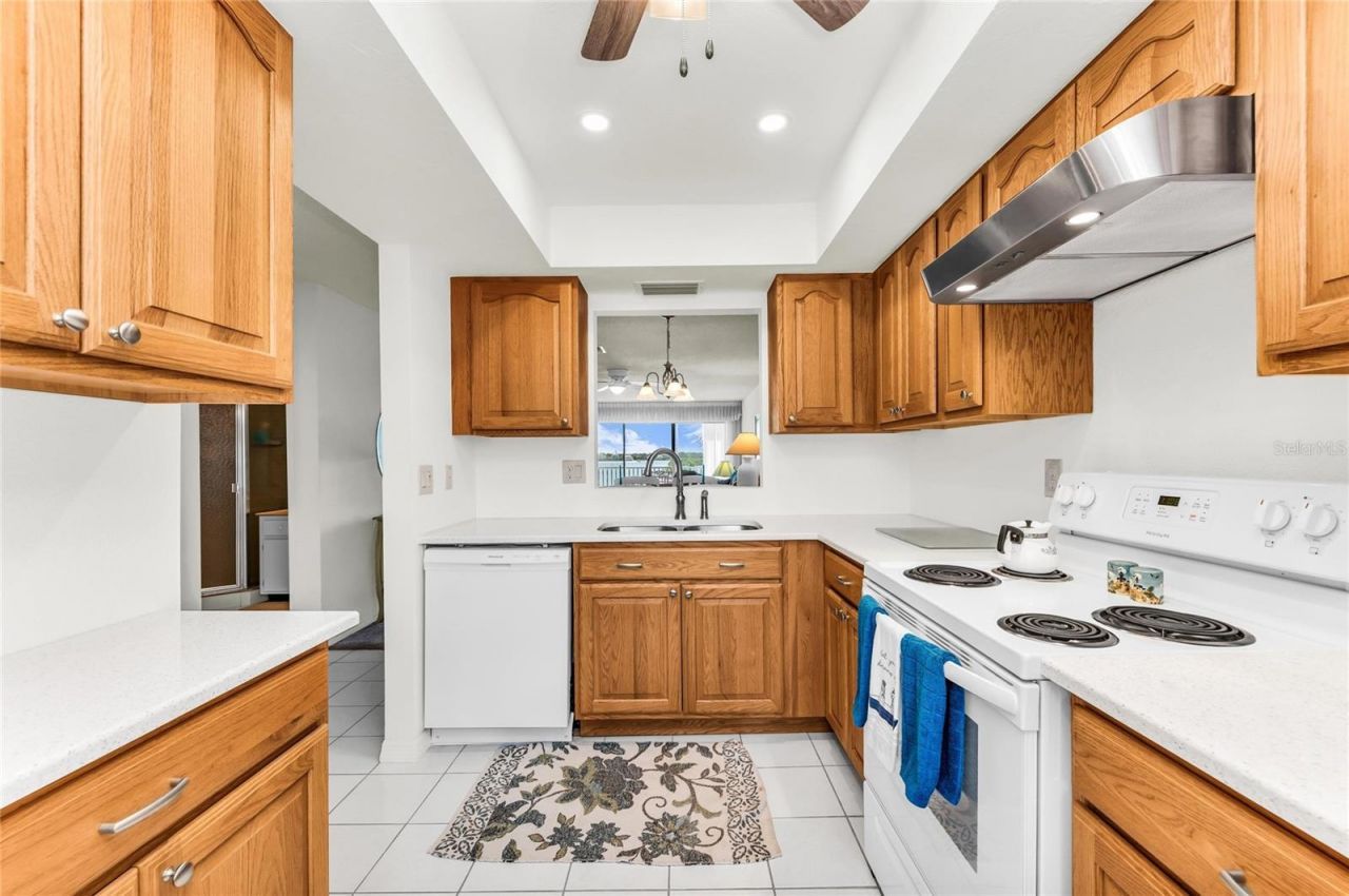 8977 Midnight Pass Road, Unit 219, Sarasota, FL 34242 Photo