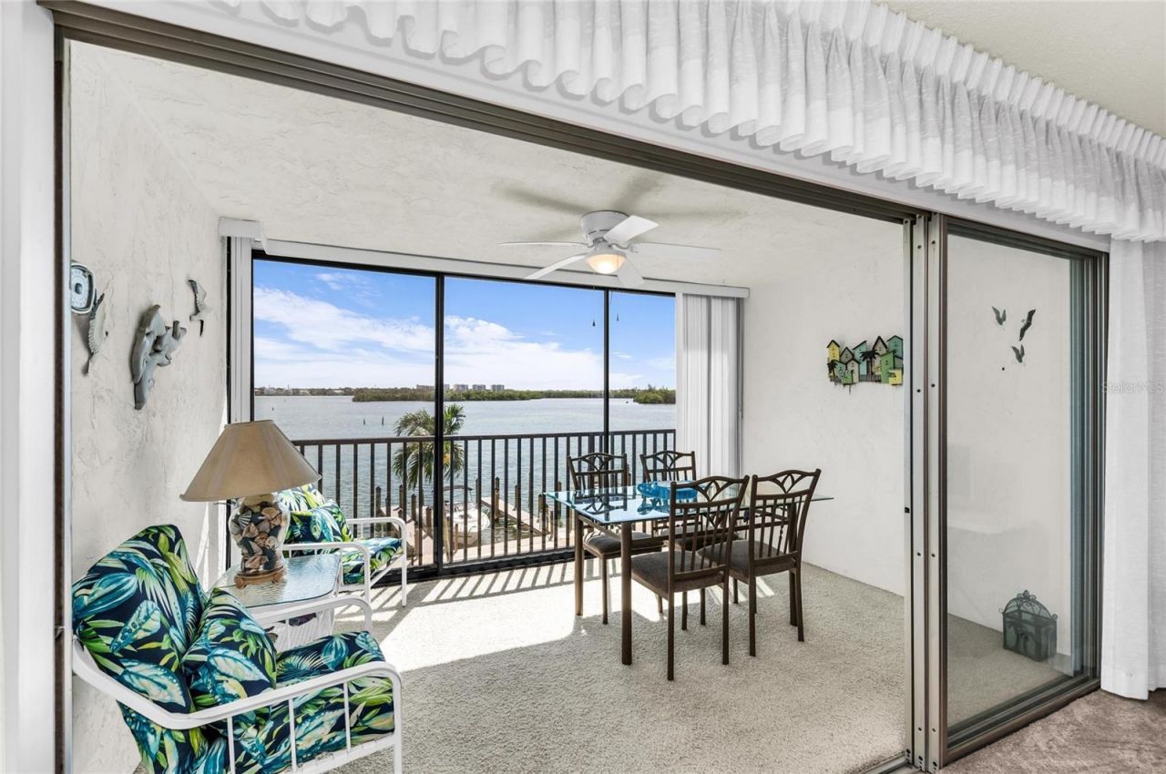 8977 Midnight Pass Road, Unit 219, Sarasota, FL 34242 Photo