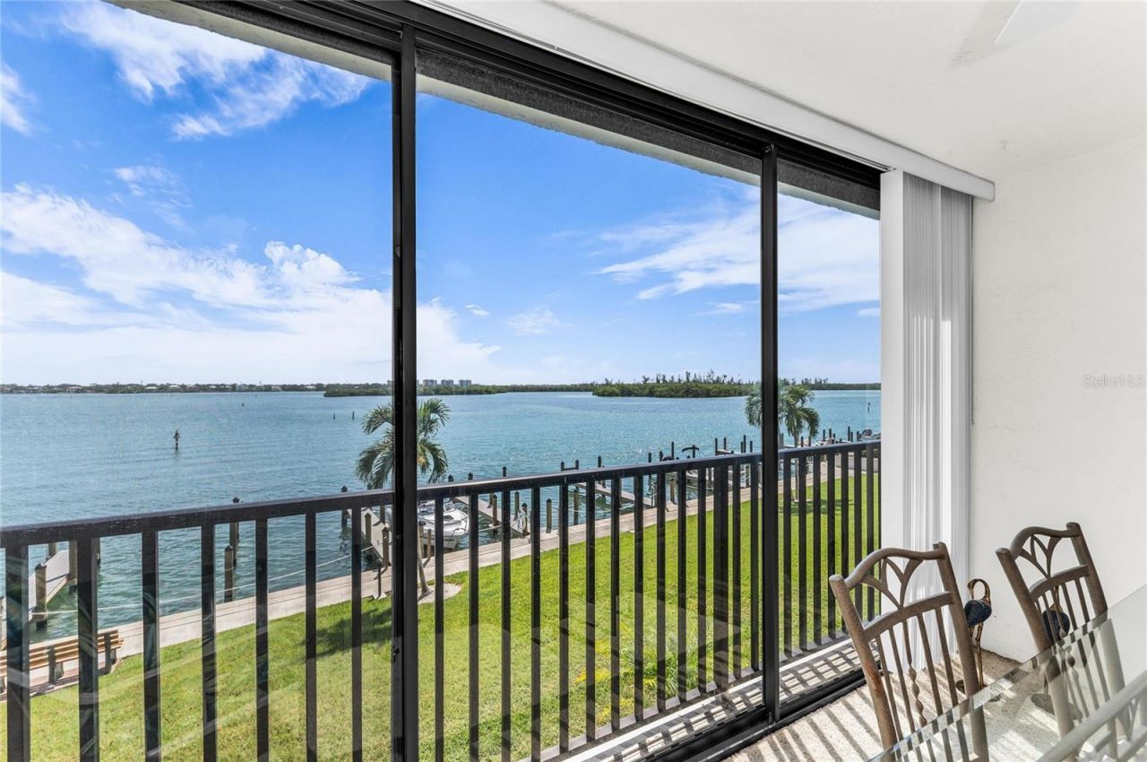 8977 Midnight Pass Road, Unit 219, Sarasota, FL 34242 Photo