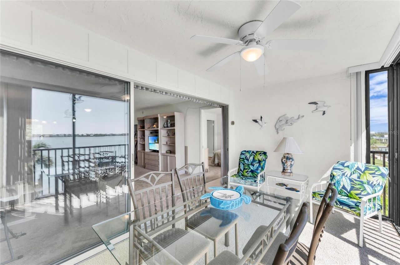 8977 Midnight Pass Road, Unit 219, Sarasota, FL 34242 Photo