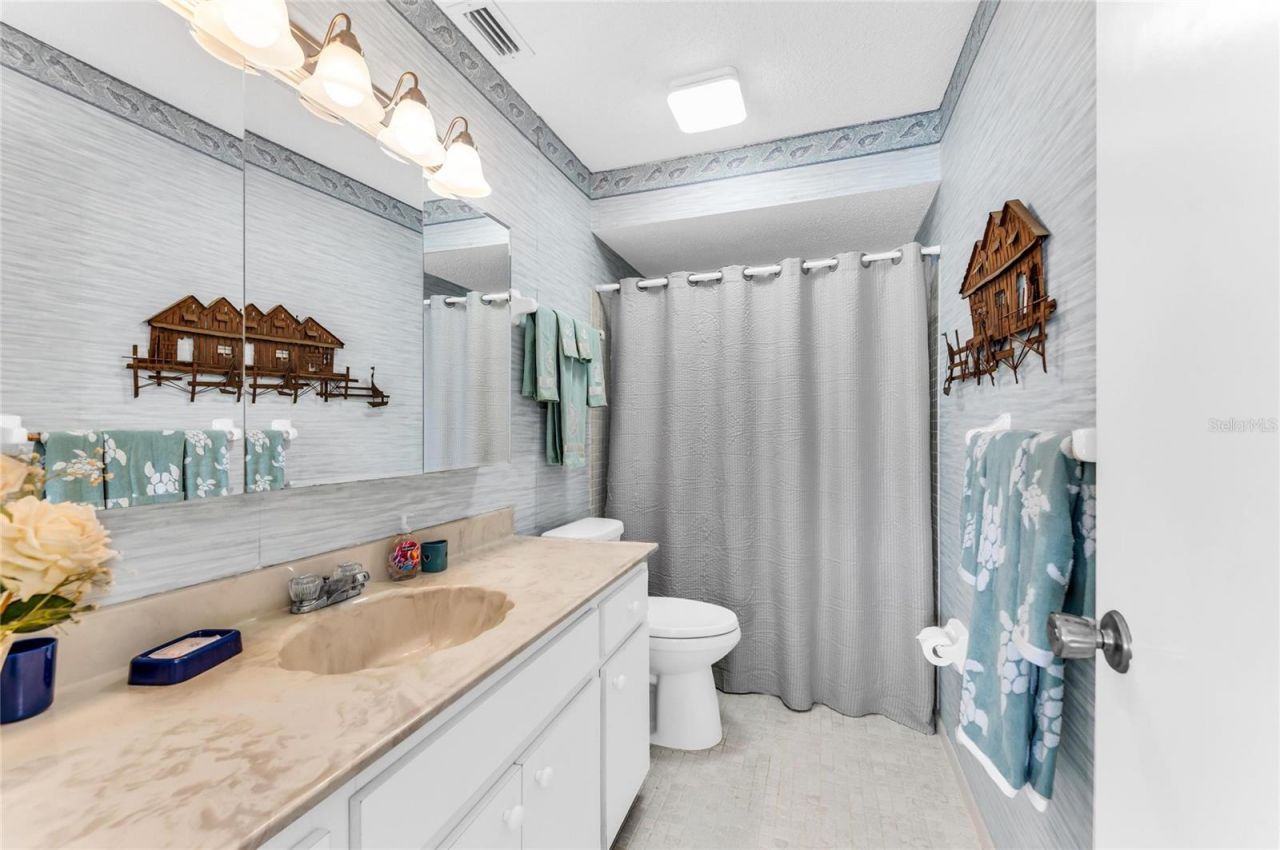 8977 Midnight Pass Road, Unit 219, Sarasota, FL 34242 Photo
