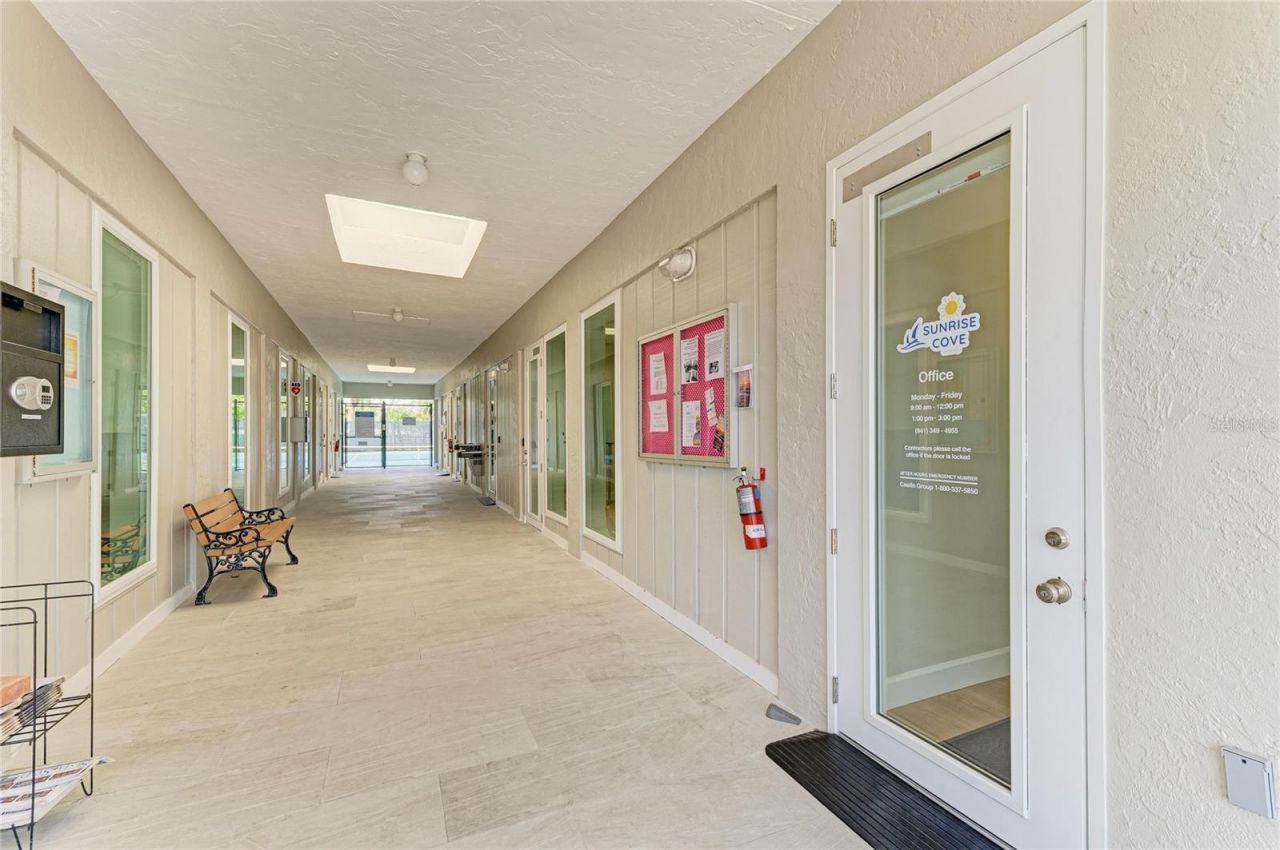 8977 Midnight Pass Road, Unit 219, Sarasota, FL 34242 Photo