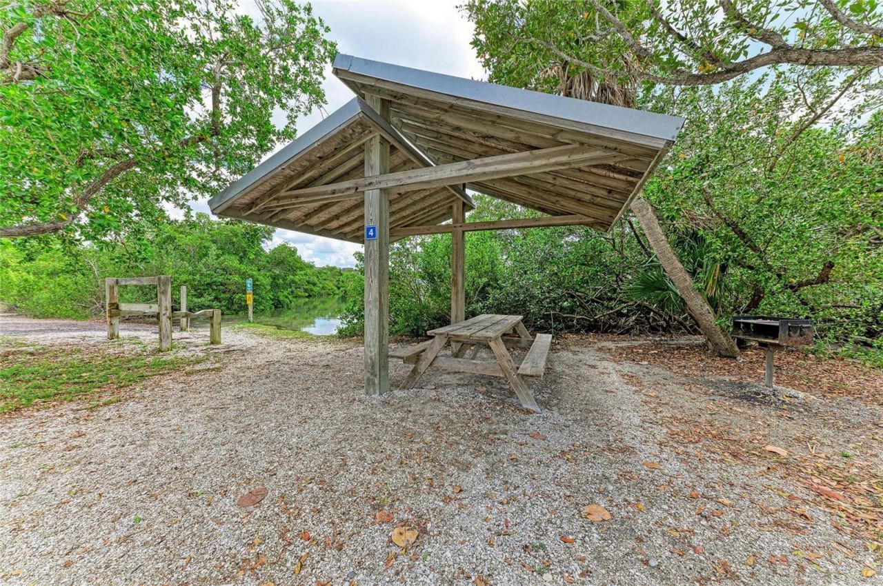 8977 Midnight Pass Road, Unit 219, Sarasota, FL 34242 Photo