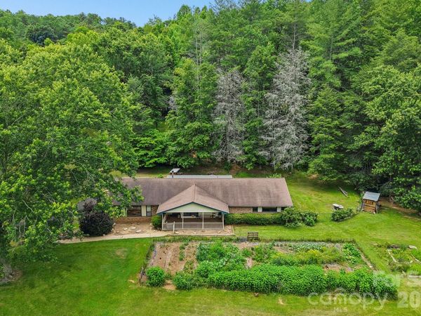 164 Pegg Road, Marshall, NC 28753