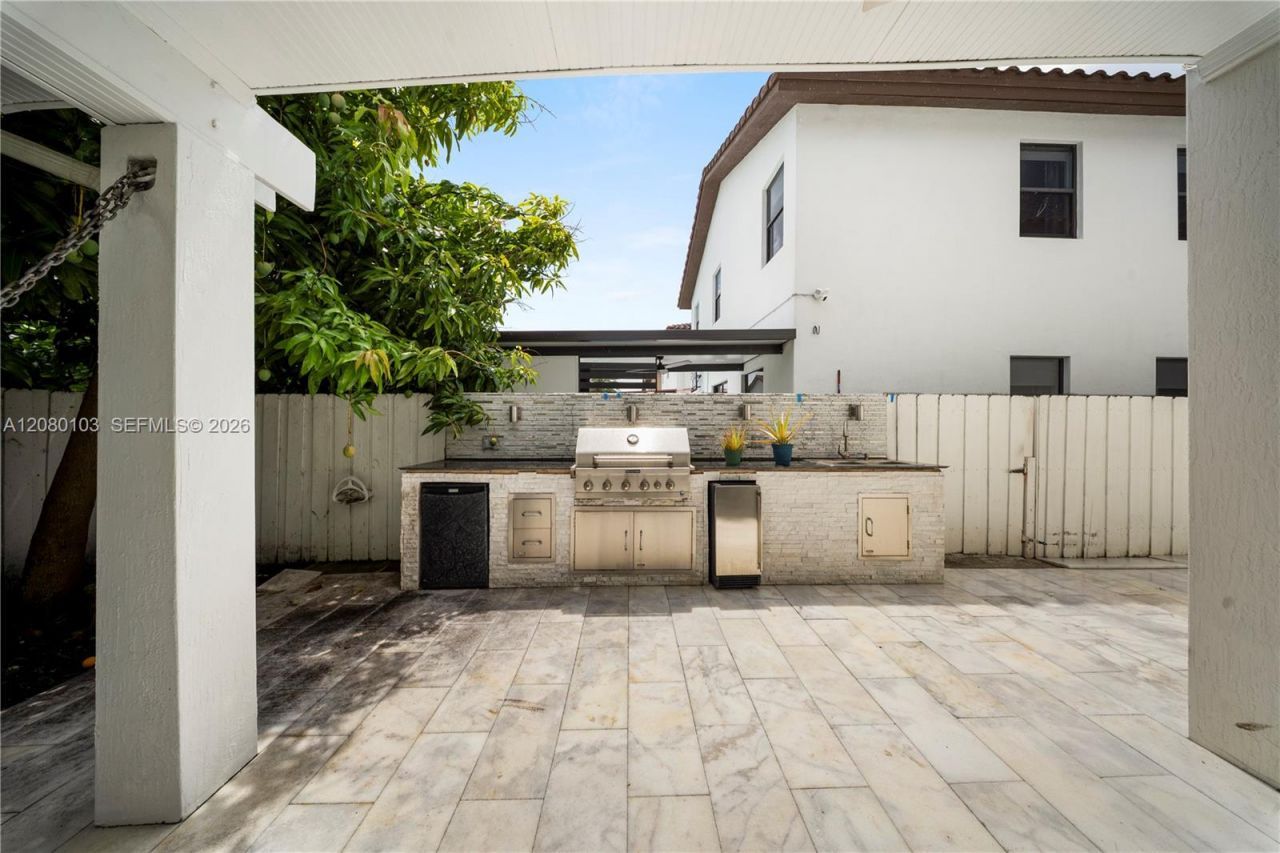 10269 NW 86th St, Doral, FL 33178 Photo