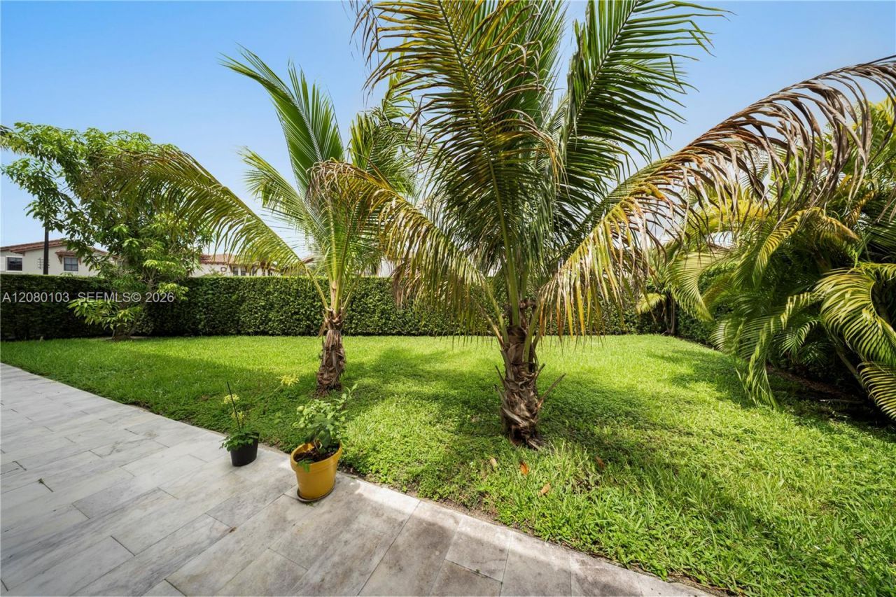 10269 NW 86th St, Doral, FL 33178 Photo