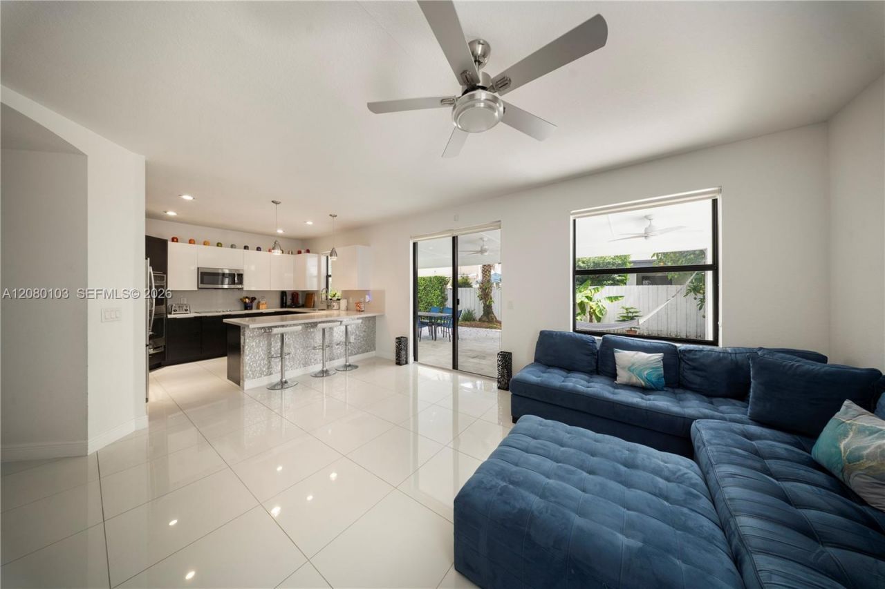 10269 NW 86th St, Doral, FL 33178 Photo
