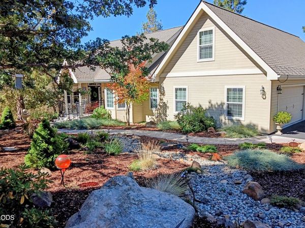10412 Kestrel Road, Klamath Falls, OR 97601