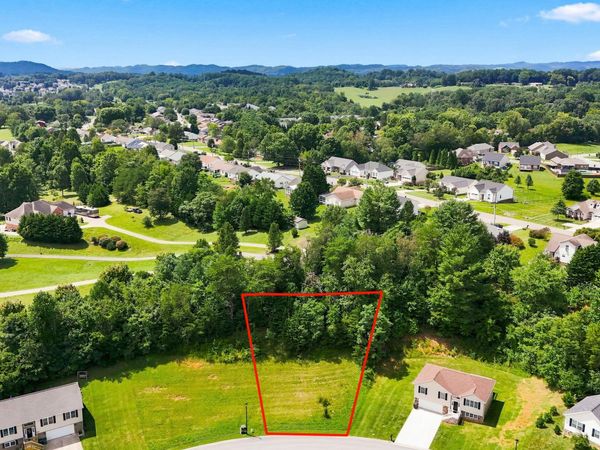 146 Brighton Place, Bristol, TN 37620