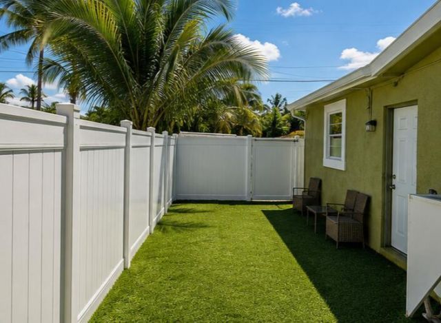 3925 NW 35th Avenue, Lauderdale Lakes, FL 33309 Photo