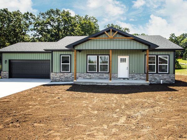 766 Panich Street , Pleasant Hope, MO 65725