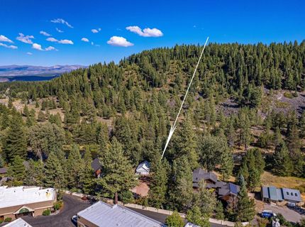 10584 Foxmead Lane , Truckee, CA 96161 Photo
