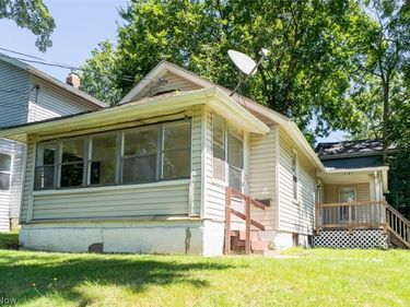2157 18th Street SW, Akron, OH 44314