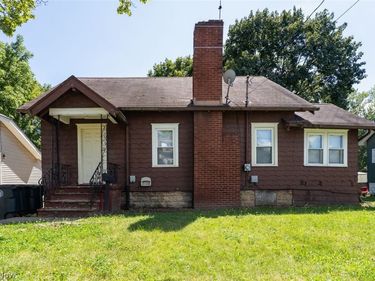 1056 Georgia Avenue, Akron, OH 44306
