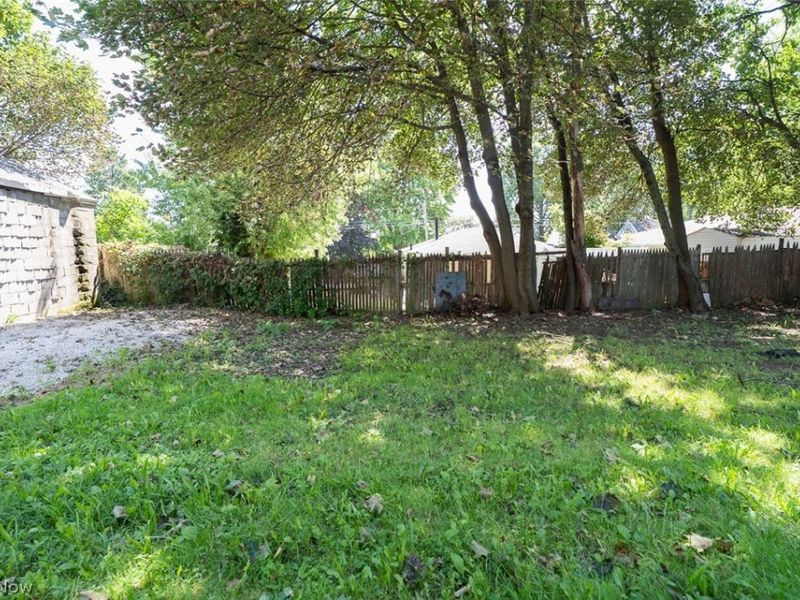 1056 Georgia Avenue, Akron, OH 44306 Photo 30