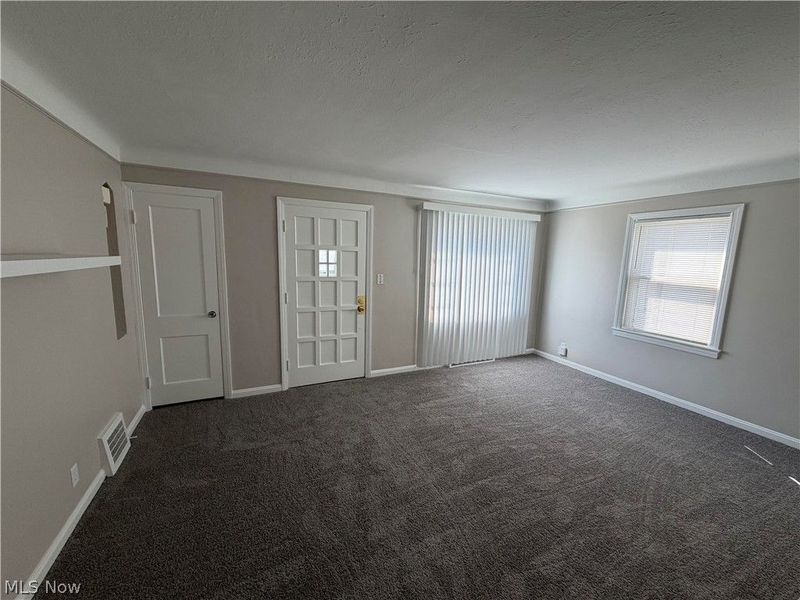 12421 Willard Avenue, Garfield Heights, OH 44125 Photo 9