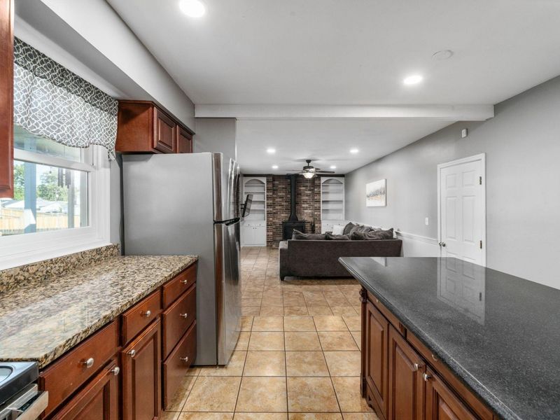 3415 Graystone Drive, Columbus, OH 43232 Photo 14
