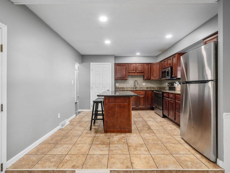 3415 Graystone Drive, Columbus, OH 43232 Photo 16