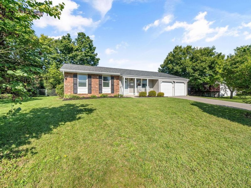 3415 Graystone Drive, Columbus, OH 43232 Photo 2