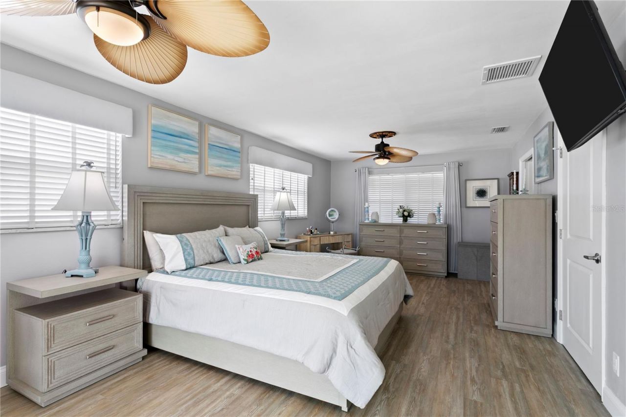 3142 W Vina Del Mar Boulevard, Saint Pete Beach, FL 33706 Photo