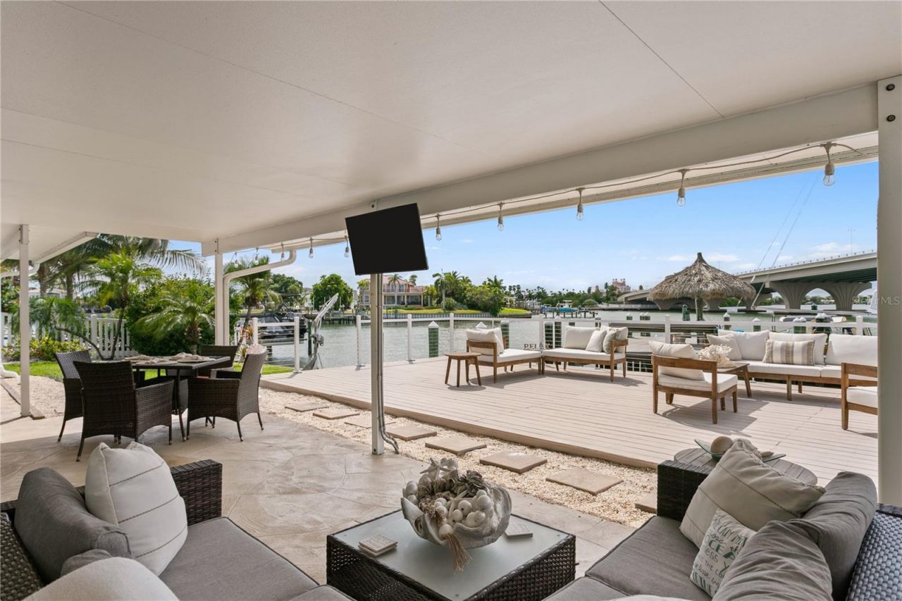 3142 W Vina Del Mar Boulevard, Saint Pete Beach, FL 33706 Photo