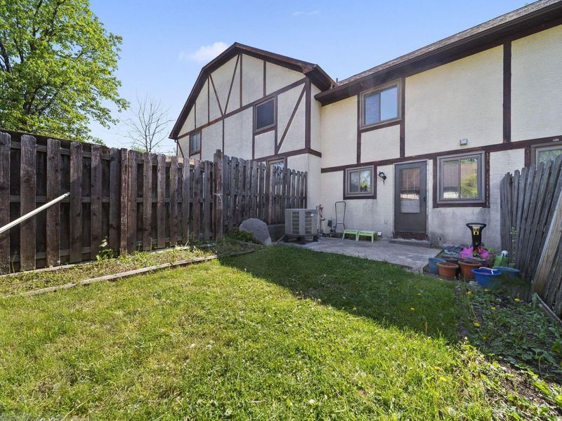 3032 Blendon Woods Boulevard , Columbus, OH 43231 Photo 30