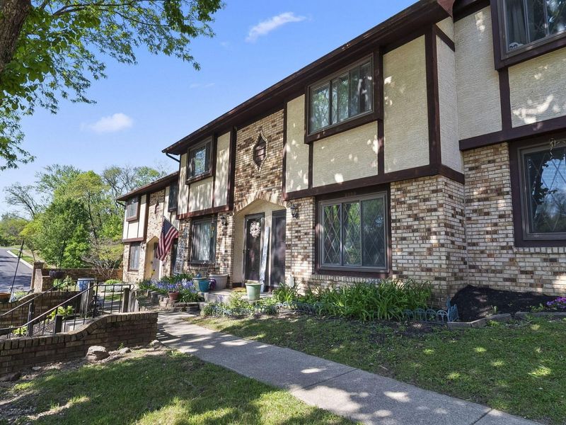 3032 Blendon Woods Boulevard , Columbus, OH 43231 Photo 4