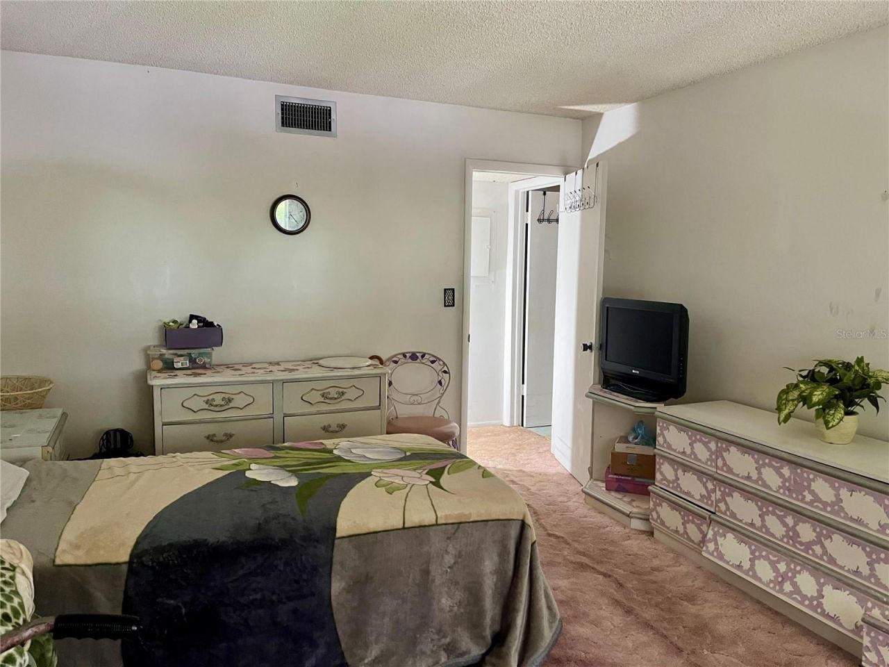 568 Midway Drive, Unit B, Ocala, FL 34472 Photo