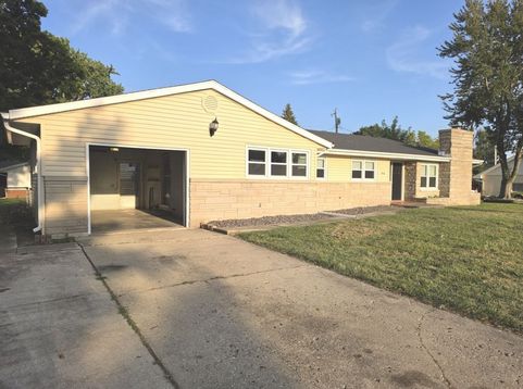 Main Photo