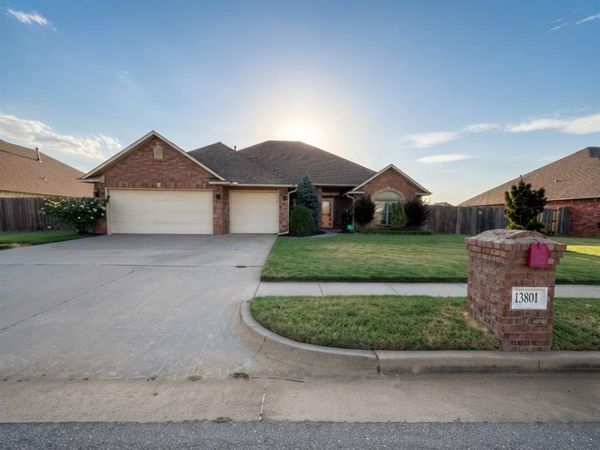 13801 Robinson Court, Oklahoma City, OK 73170