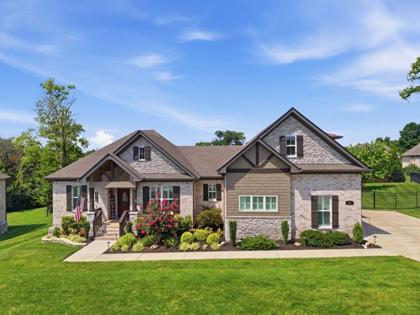 1056 Pretender Way , Columbia, TN 38401