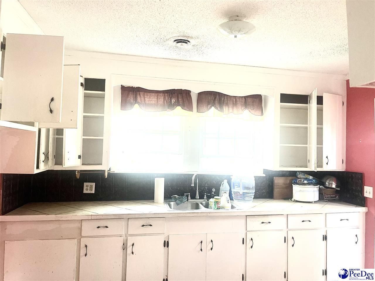424 E Baker St. Photo 16