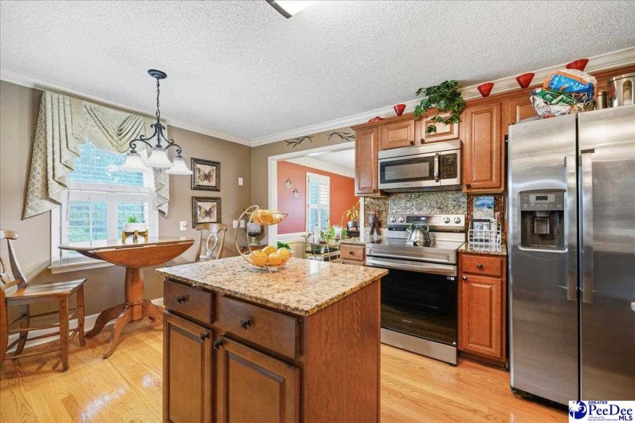 1019 E Howe Spring Rd. Photo 16