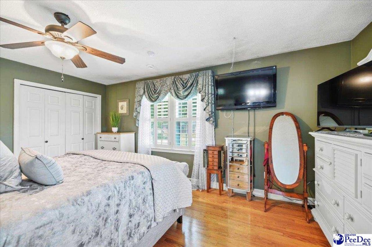 1019 E Howe Spring Rd. Photo 25