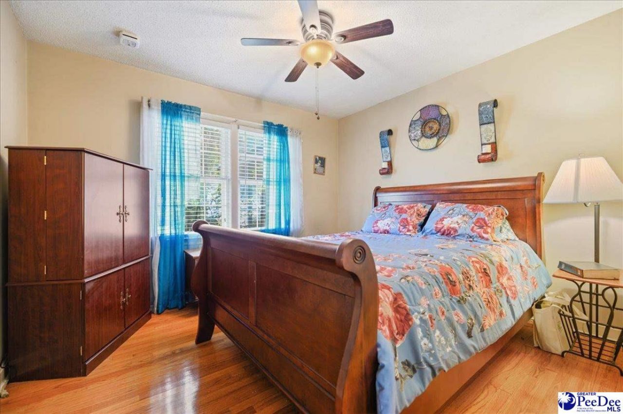 1019 E Howe Spring Rd. Photo 28