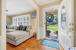 1019 E Howe Spring Rd. photo 4