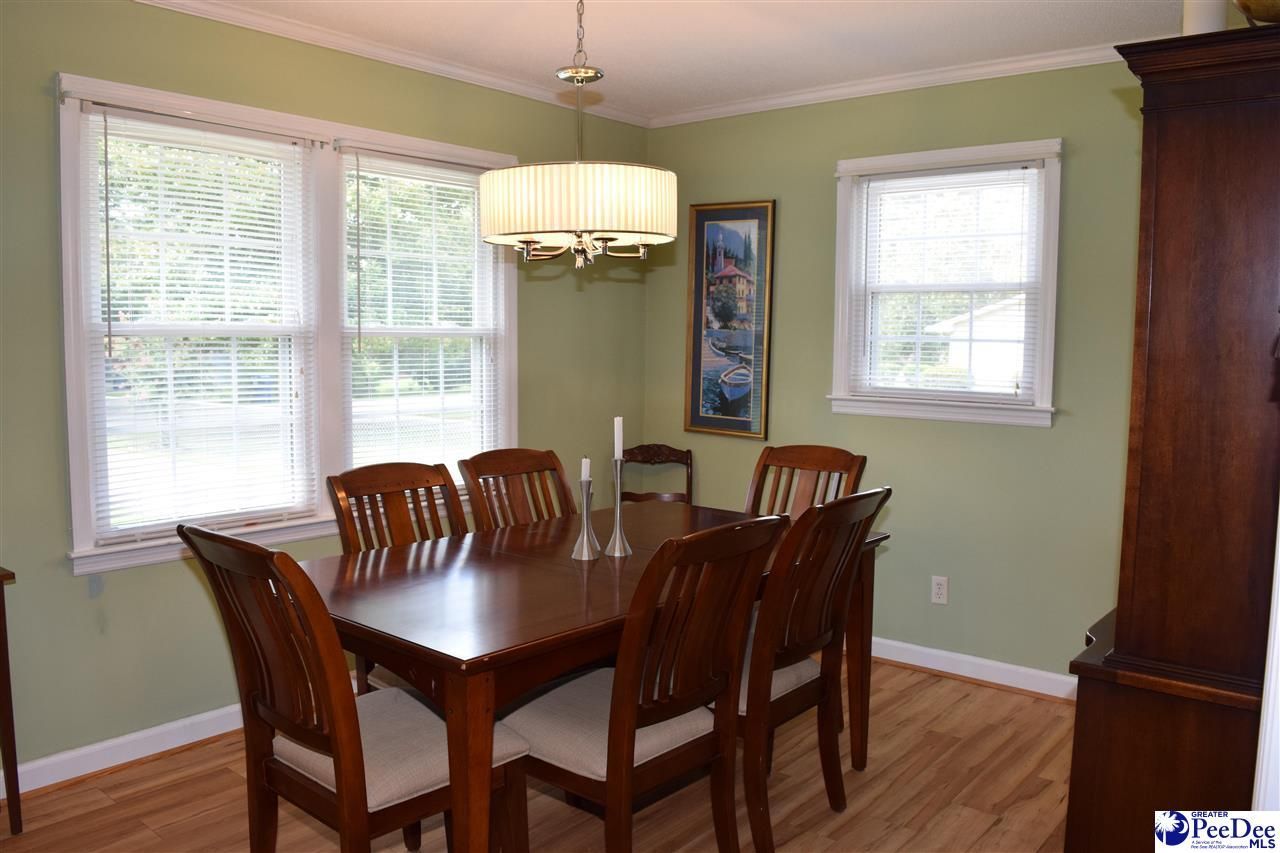 716 N Lansdowne Drive Photo 9