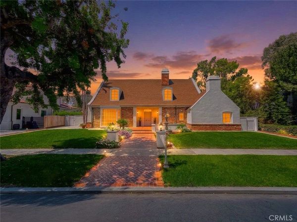 4217 Cedar Avenue, Long Beach, CA 90807